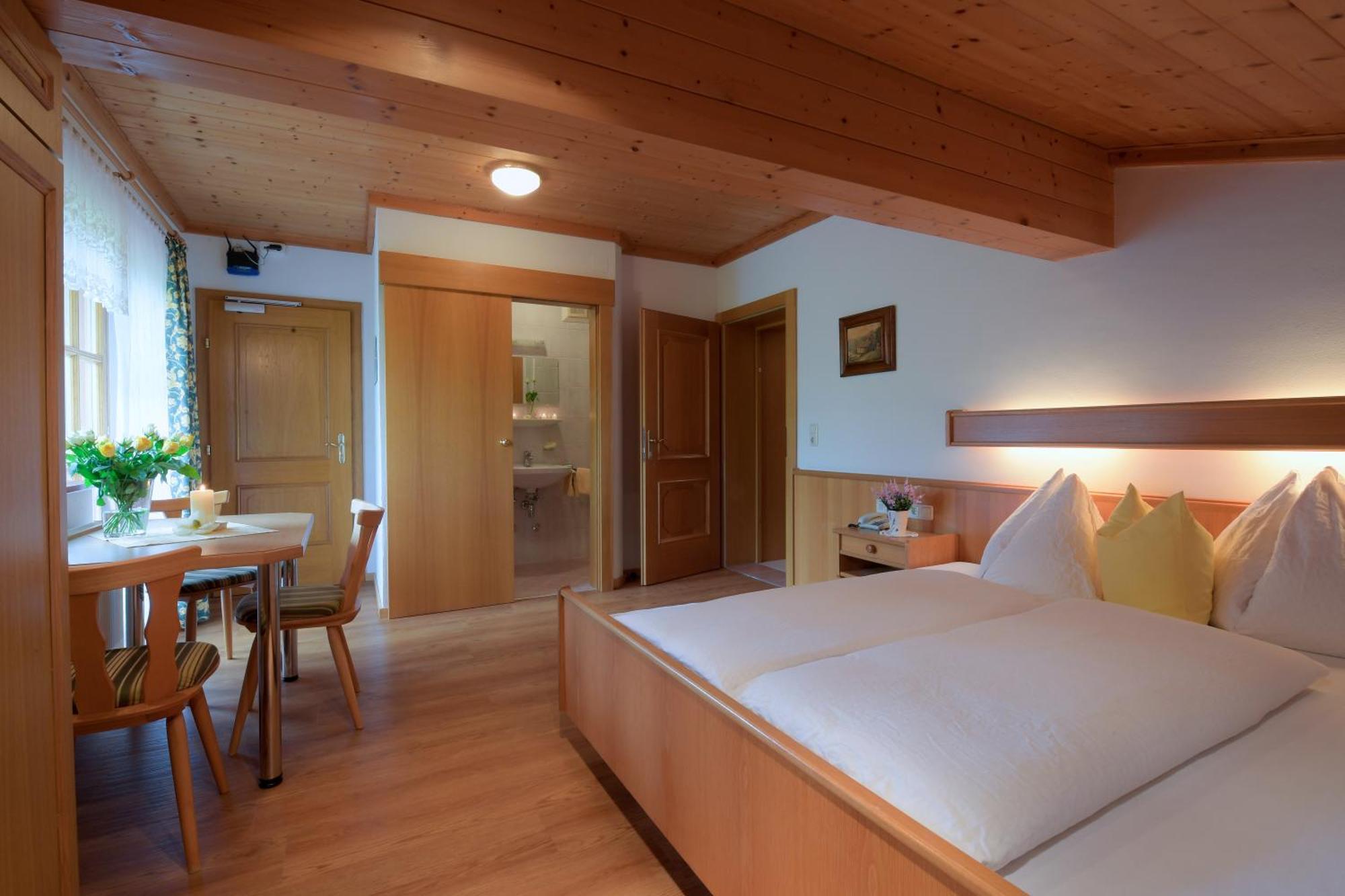 Apartments - Pension Florian Sankt Johann im Pongau Esterno foto